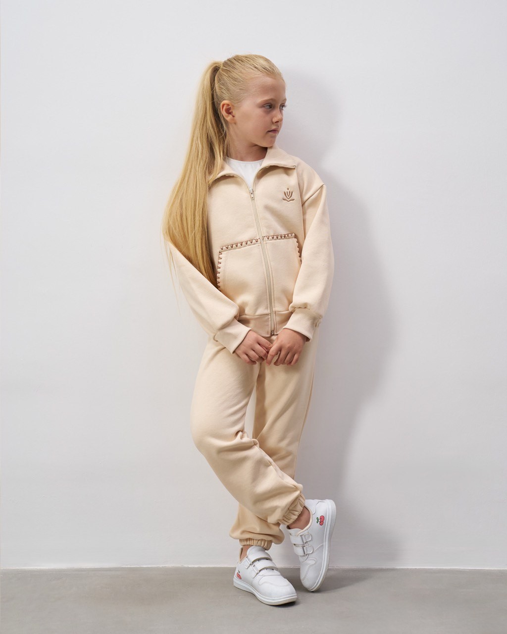 Σετ φόρμα με ζακέτα - ΜΠΕΖ 8Y