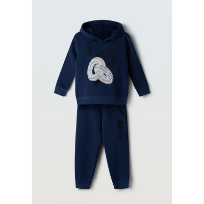 Σετ φόρμα - ΡΑΦ 4Y