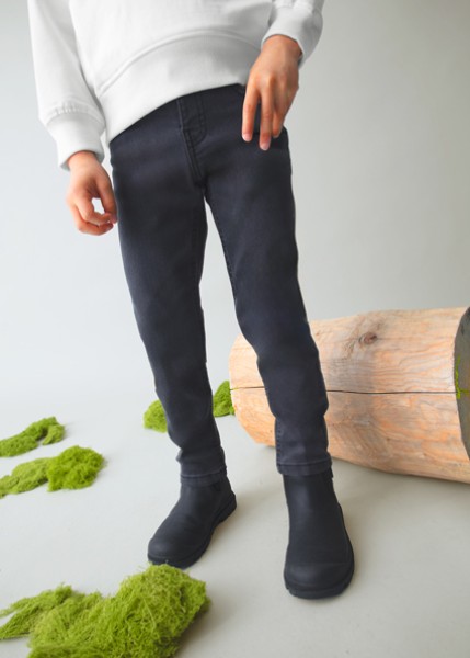 Παντελόνι τζιν slim fit βασικό - ΜΑΥΡΟ 4Y