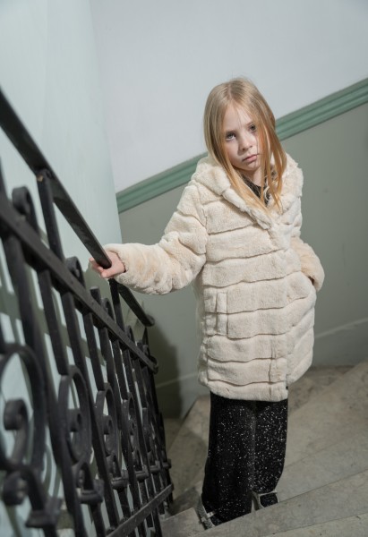 Γούνα - ΕΚΡΟΥ 12Y