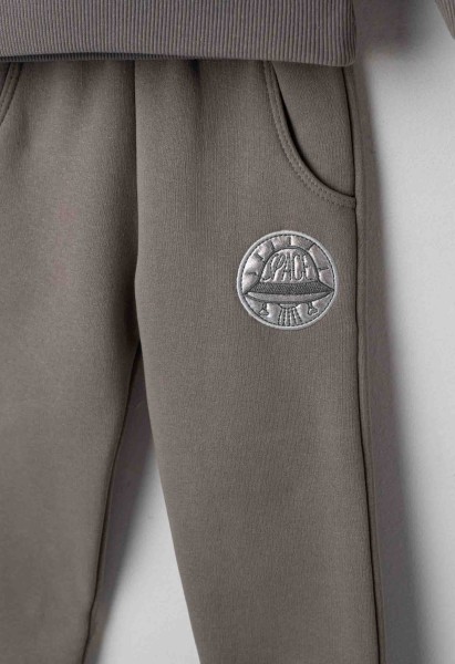 Σετ φόρμα - ΚΑΦΕ 4Y