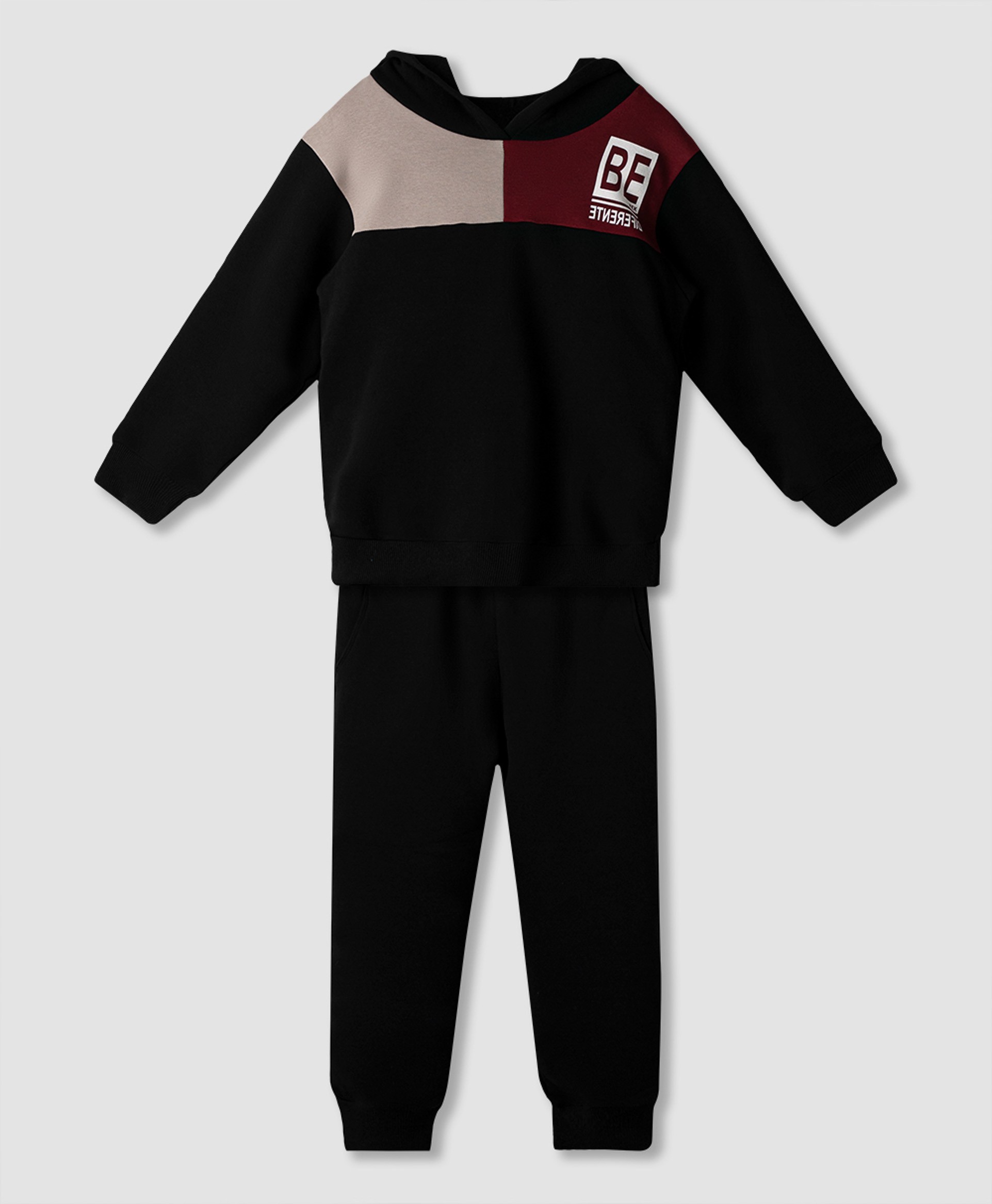 Σετ φόρμα - ΜΑΥΡΟ 6Y